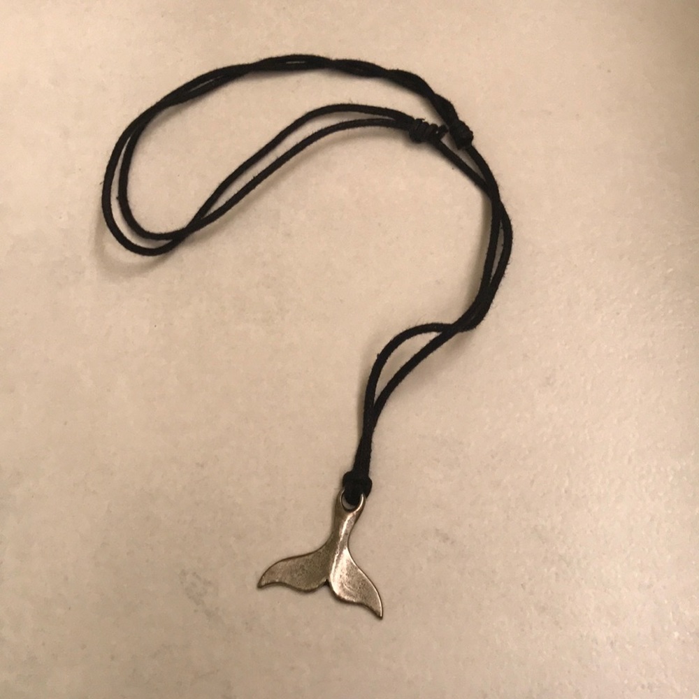 Dolphin tale necklace